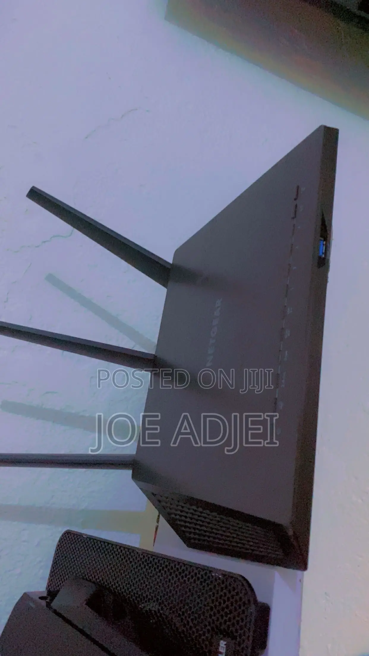 NetGear Nighthawk AC1900 Smart WiFi Router (R7000)