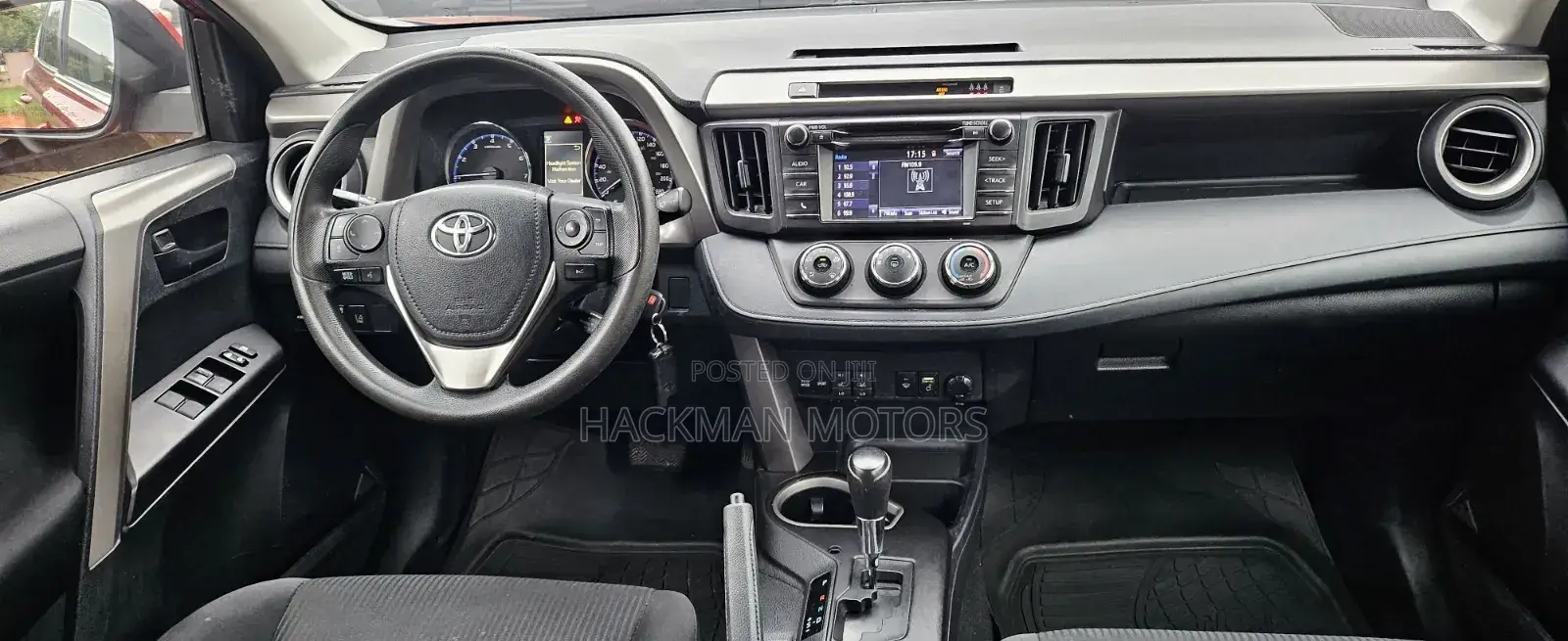 Toyota RAV4 LE 4dr SUV (2.5L 4cyl 6A) 2018 Red