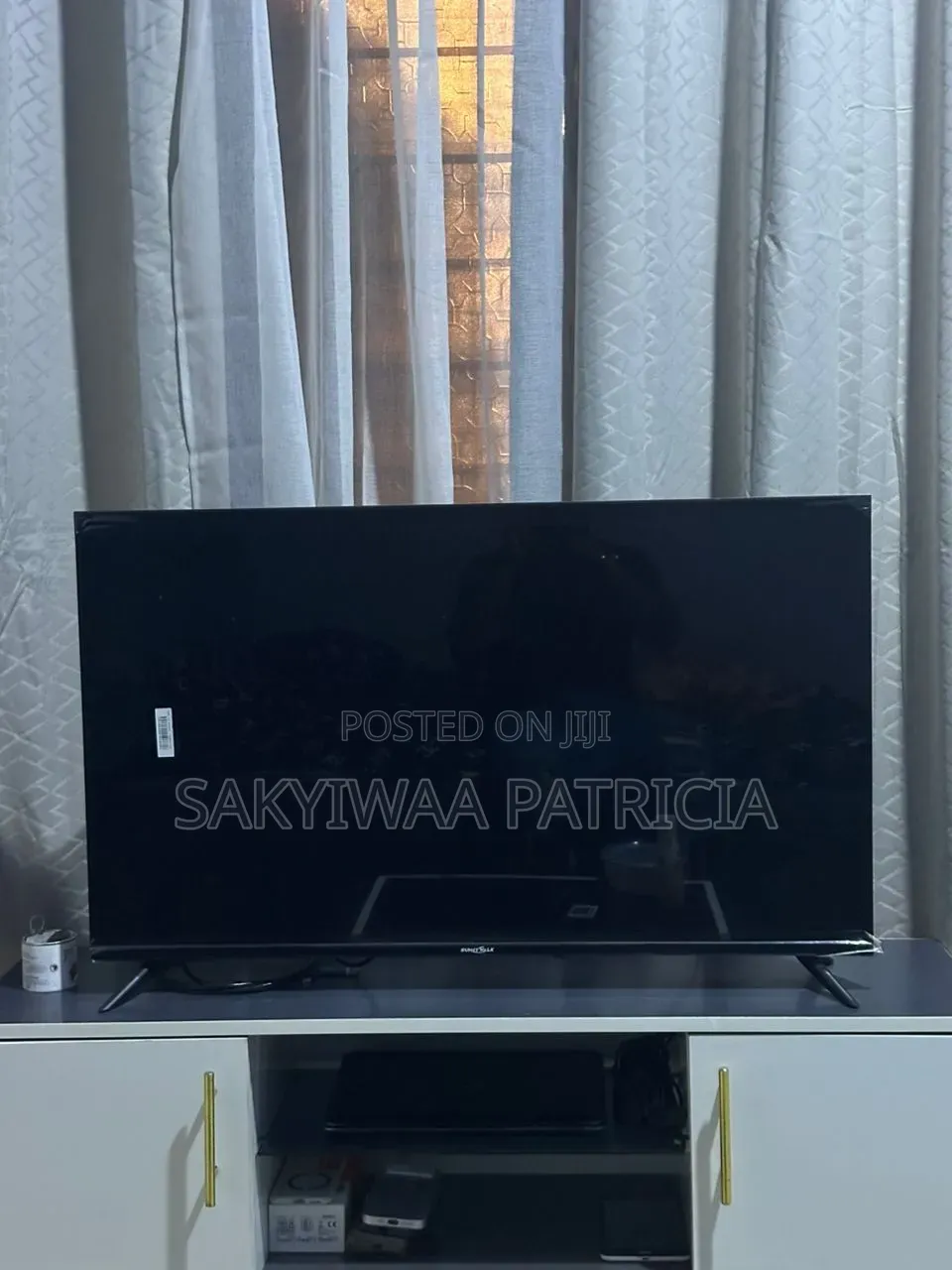 TV 43inches