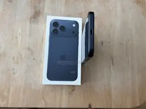 New Apple iPhone 17 Pro Max 512 GB Blue