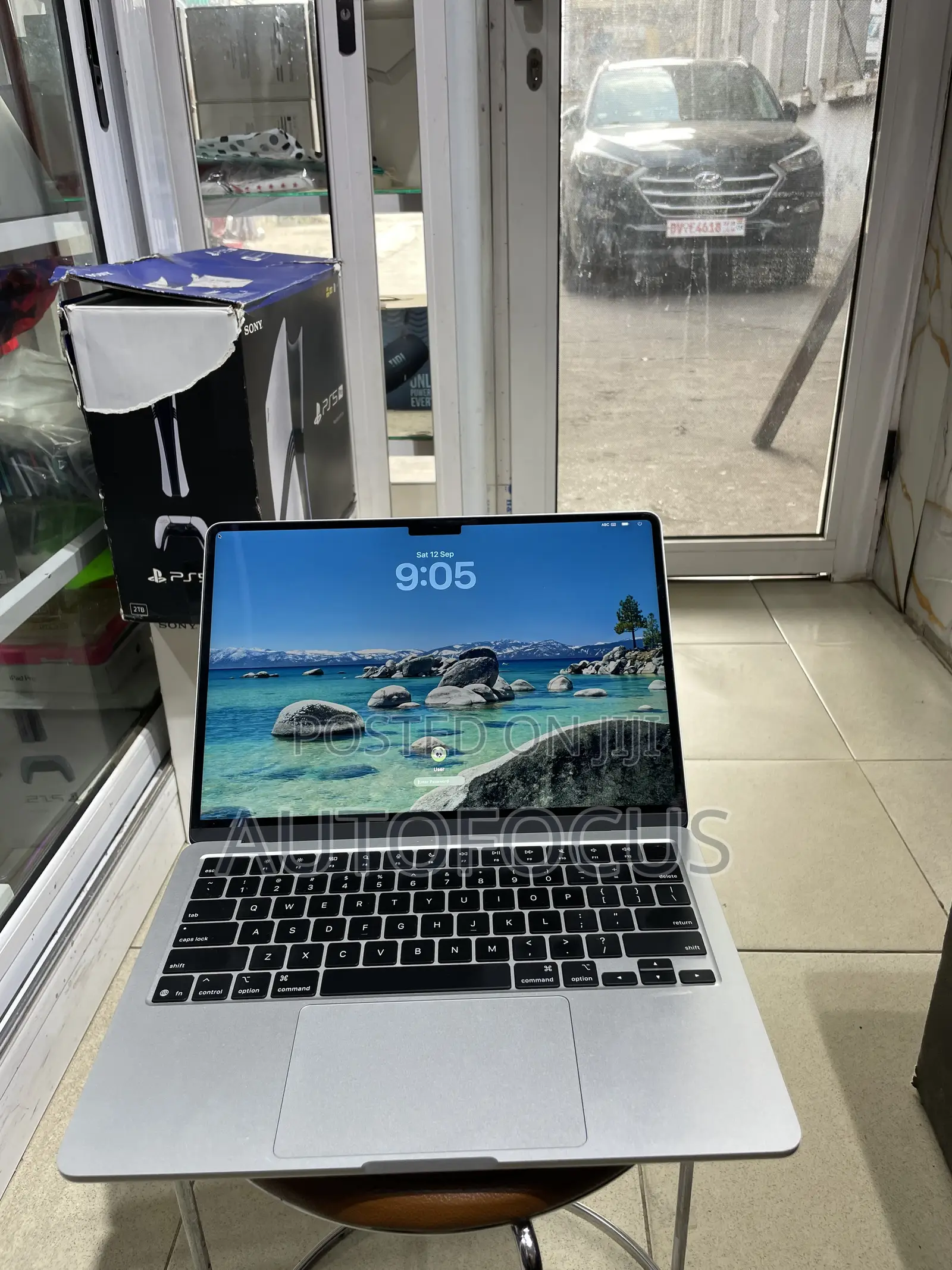 Laptop Apple MacBook Air 2024 M3 16GB Apple M3 SSHD (Hybrid) 256GB
