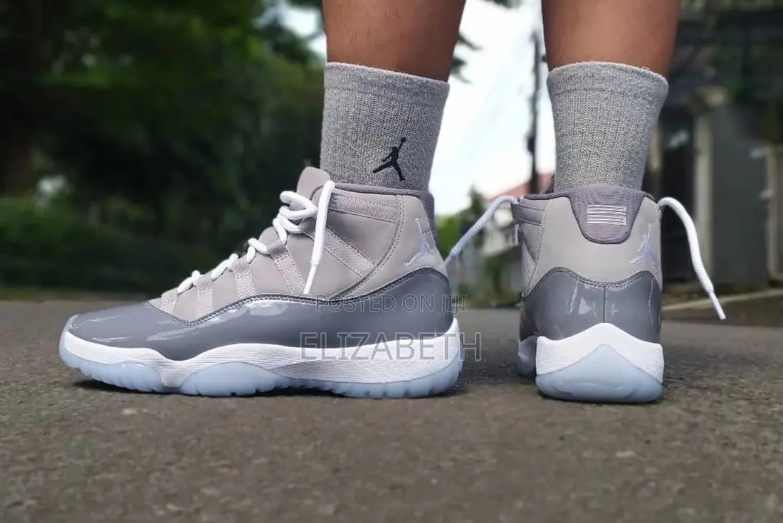 Air Jordan 11 Retro 'Cool Grey'