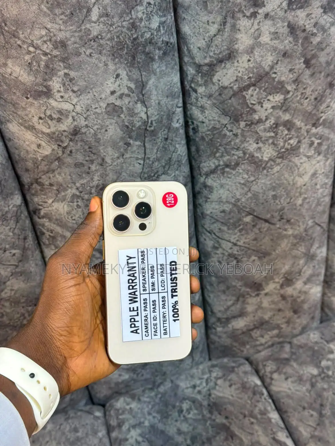Apple iPhone 16 Pro 128 GB Gold