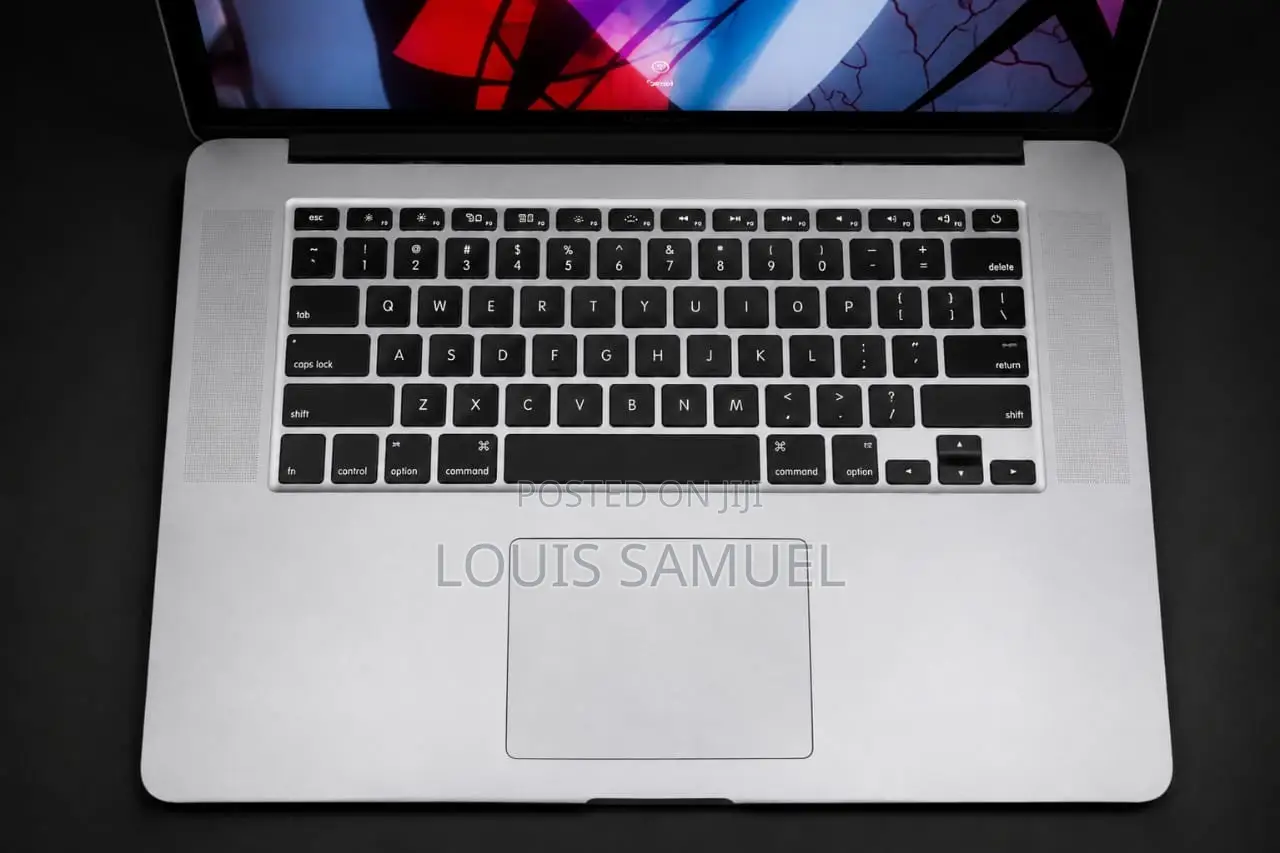 Laptop Apple MacBook Pro 2016 16GB Intel Core i7 SSD 512GB
