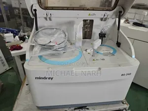 Fully Automated Biochemistry Analyzer