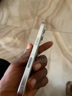 Apple iPhone 16 Pro 128 GB Silver
