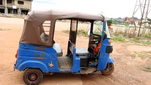 Bajaj RE 2023 Blue