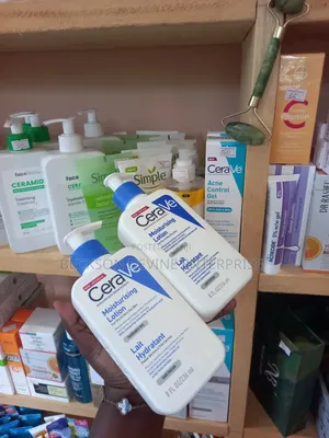 Cerave Moisturizing Lotion ( 8oz)