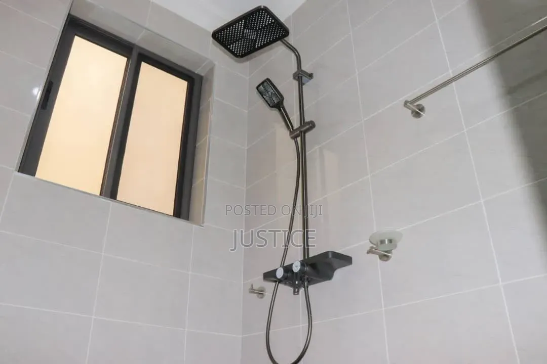 4bdrm House in Comm 26 Borteyman, Community 25 for sale