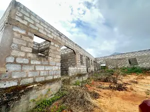 7bdrm Apartment in Amasaman for sale