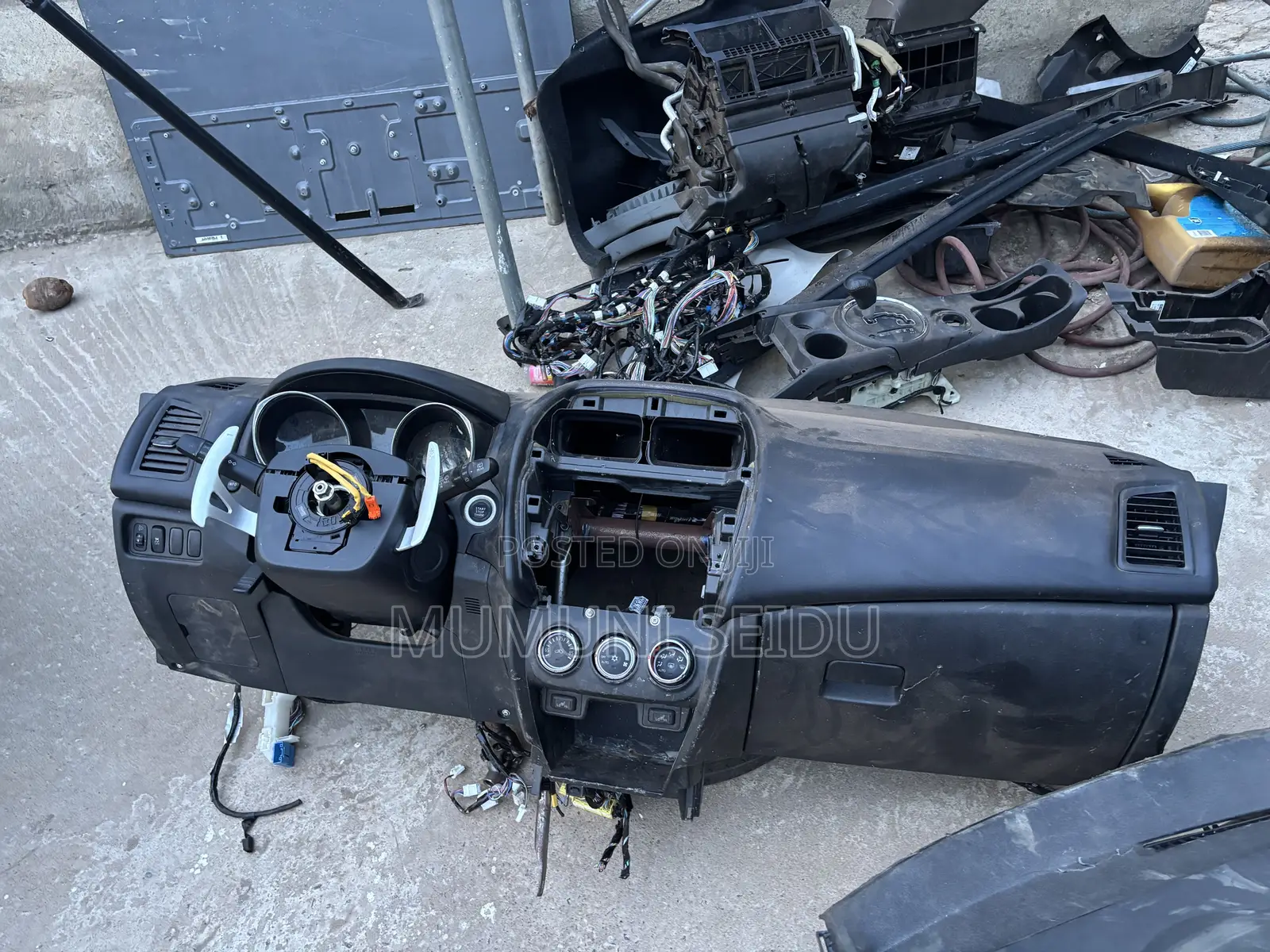 Mitsubishi Outlander RVR Dashboard