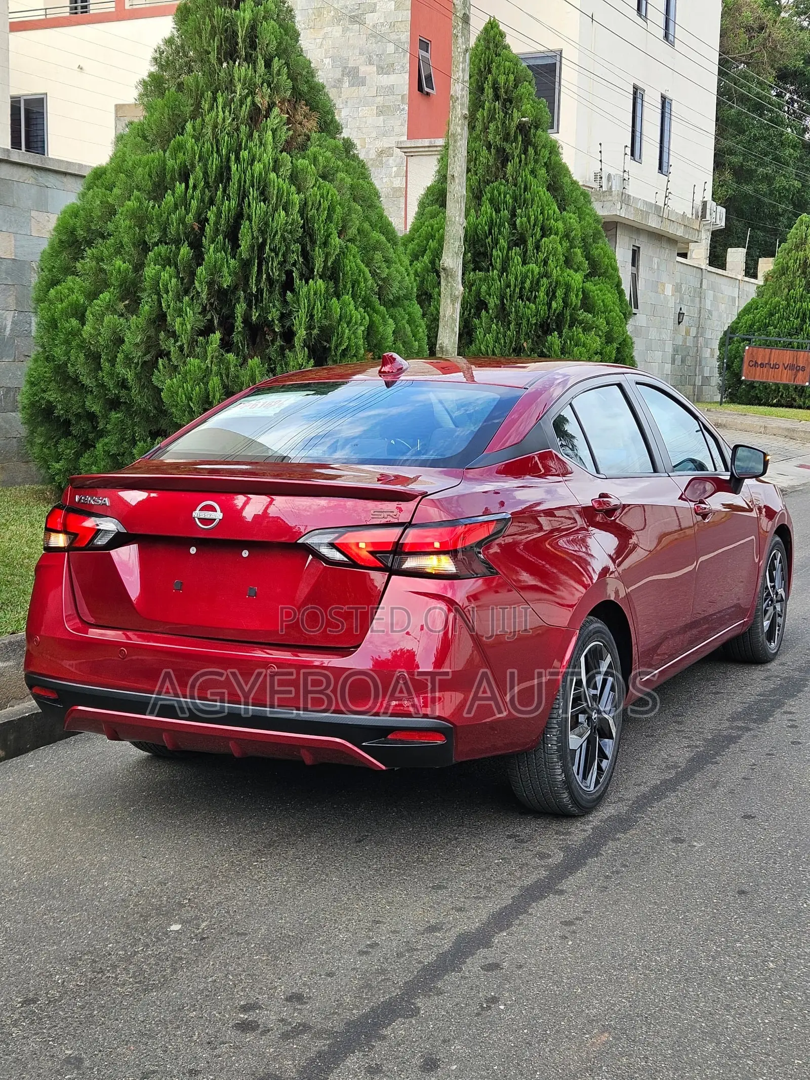 Nissan Versa SR 2024 Burgundy