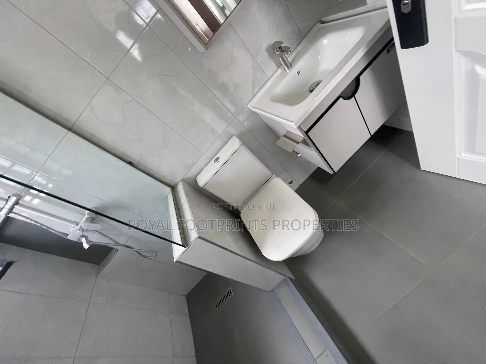 4bdrm House in Royal Footprints, Ashaley Botwe for sale
