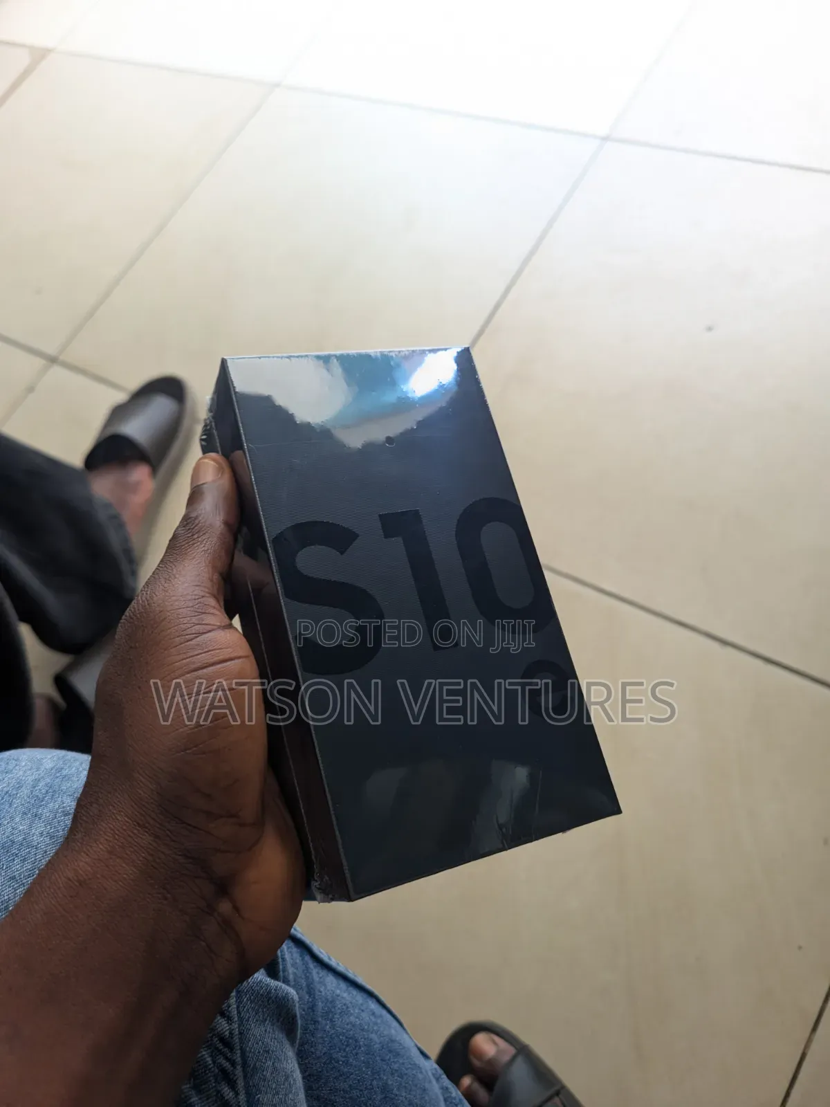 New Samsung Galaxy S10e 128 GB Rose Gold