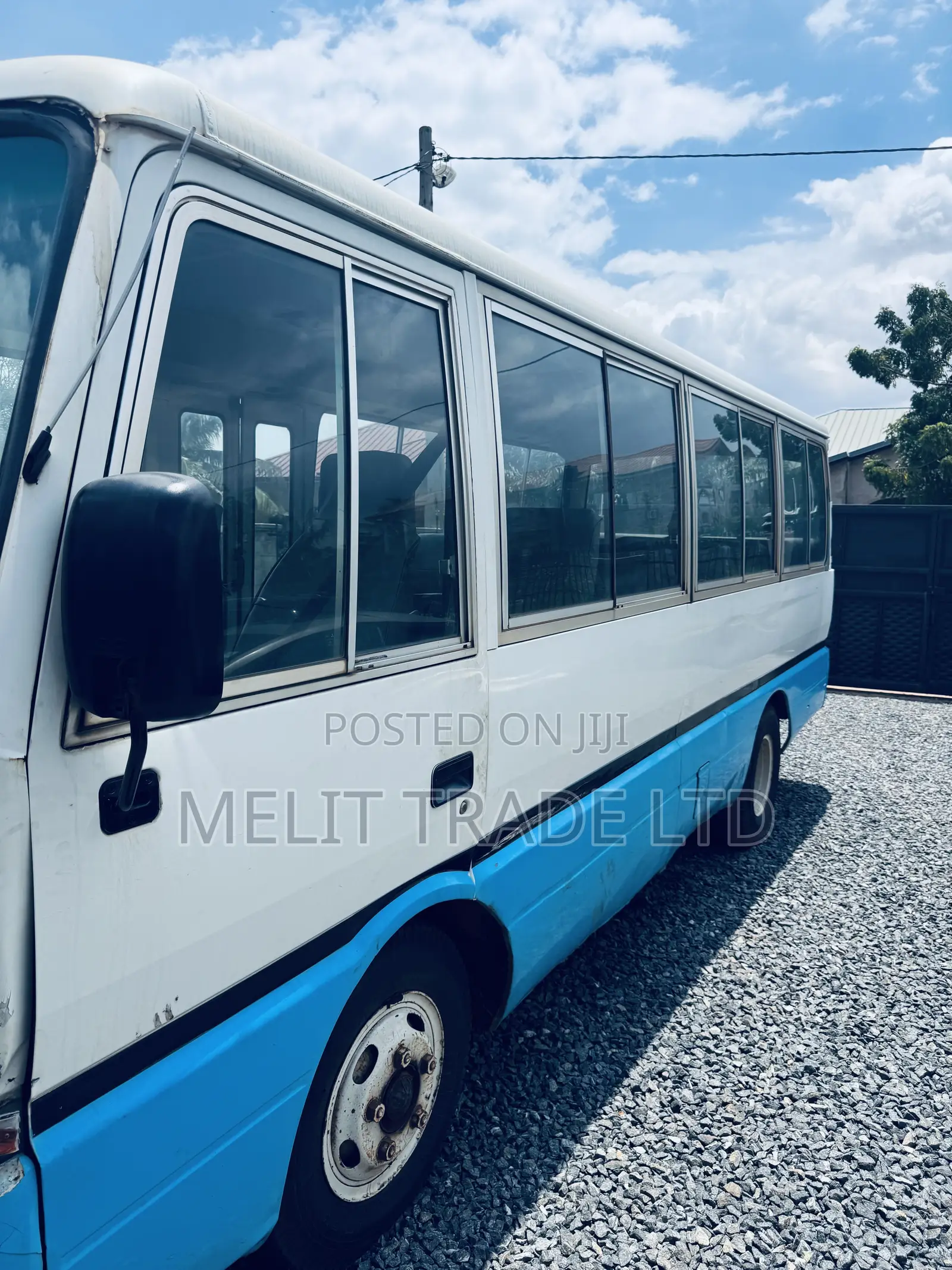 Bus 1994 Blue
