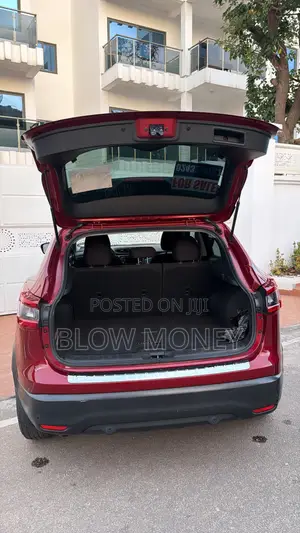 Nissan Rogue SV 2021 Red