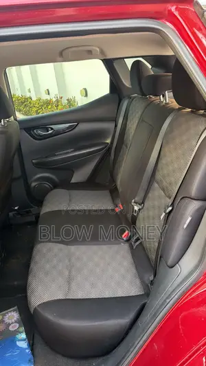Nissan Rogue SV 2021 Red