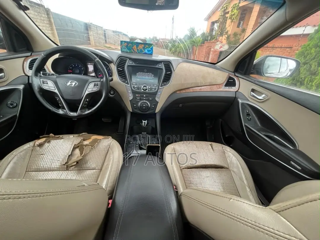 Hyundai Santa Fe 2017 Black