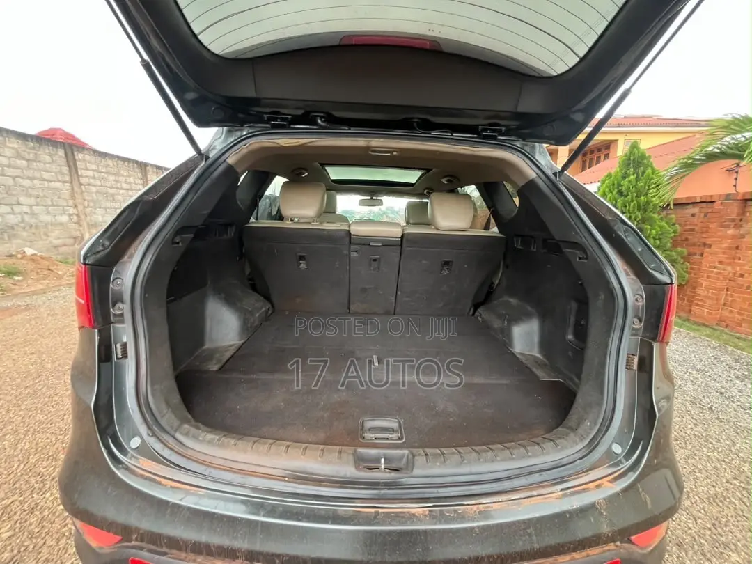 Hyundai Santa Fe 2017 Black