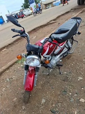 TVS HLX 125 2024 Red