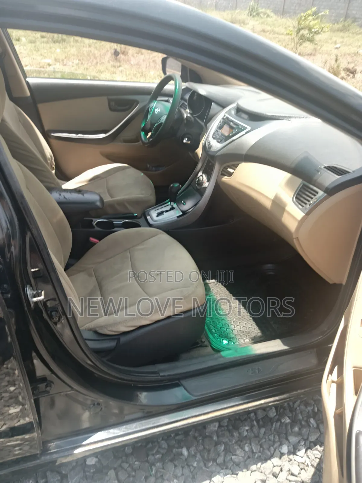 Hyundai Elantra Limited Sedan FWD (1.8L 4cyl 6A) 2013 Black