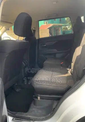 Mitsubishi Outlander 2019 White