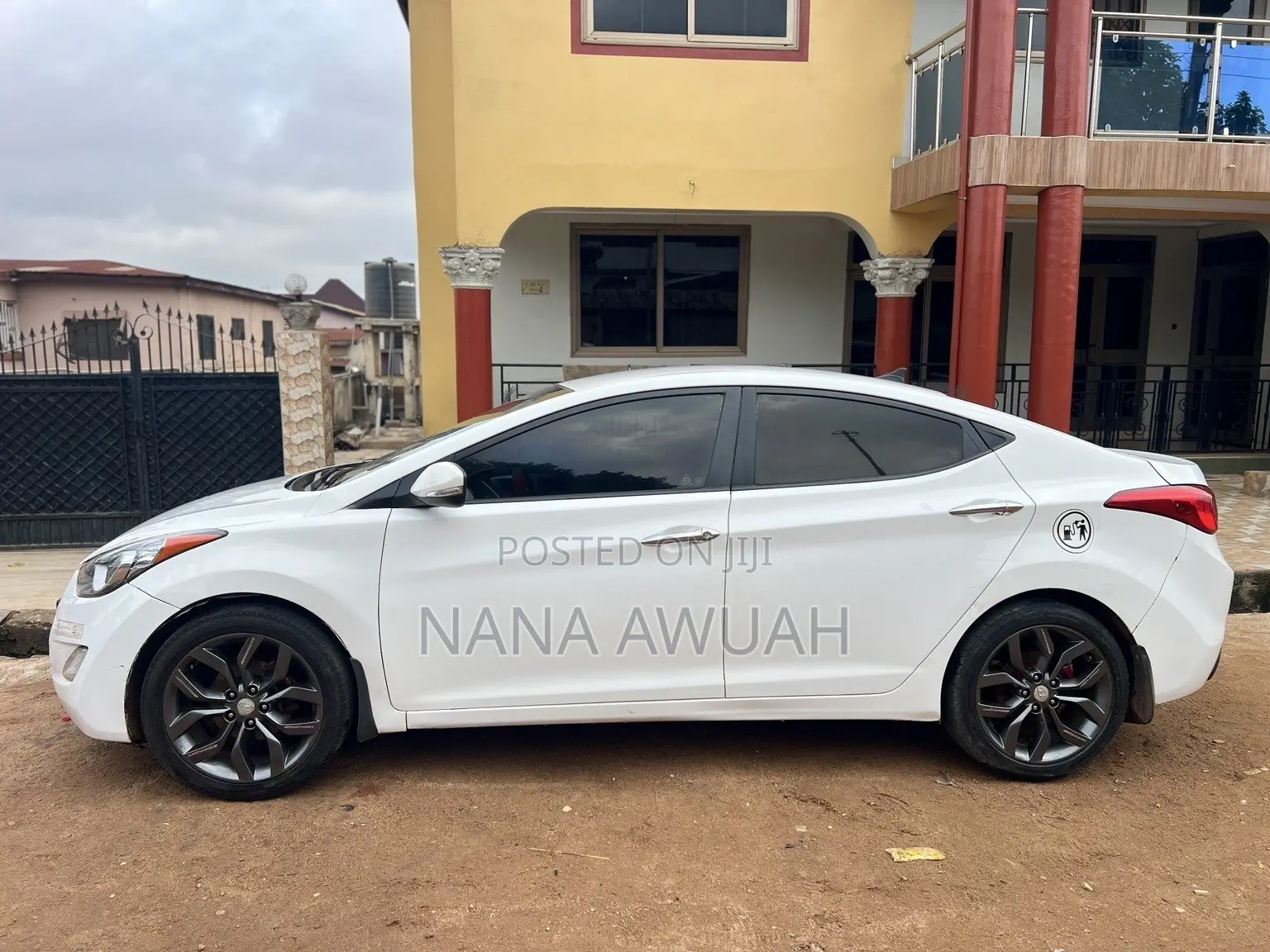 Hyundai Elantra Limited 2012 White