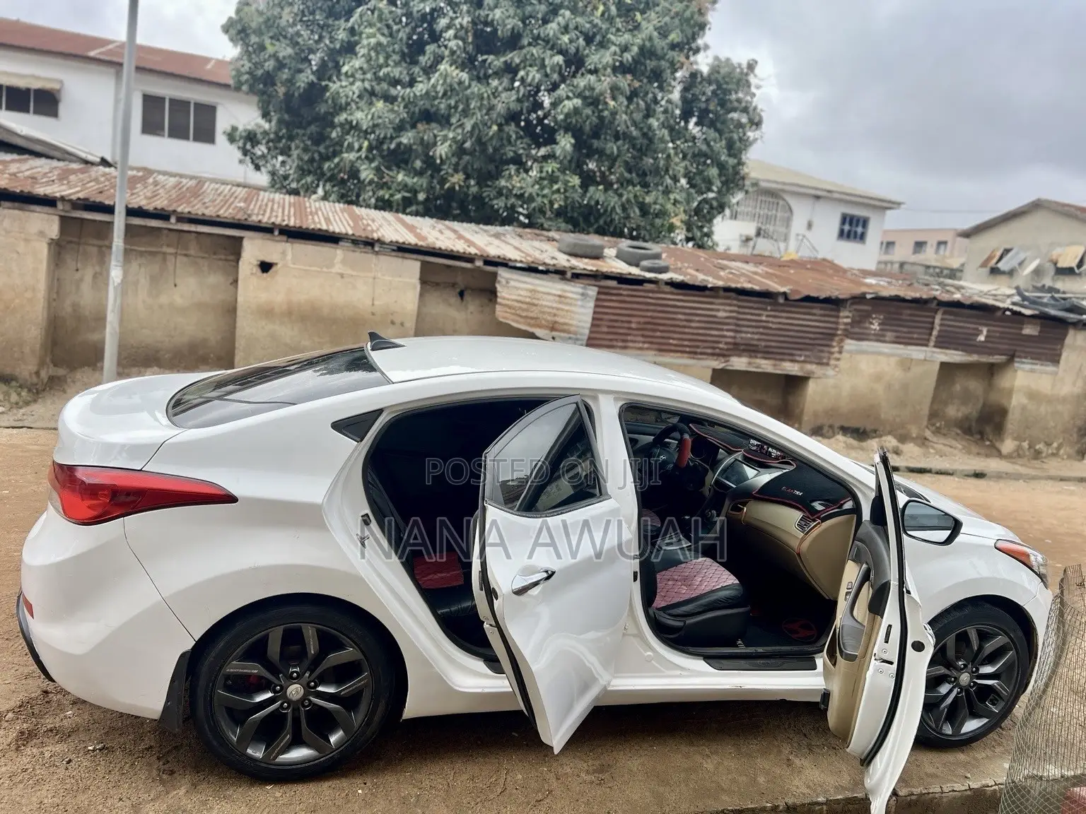 Hyundai Elantra Limited 2012 White