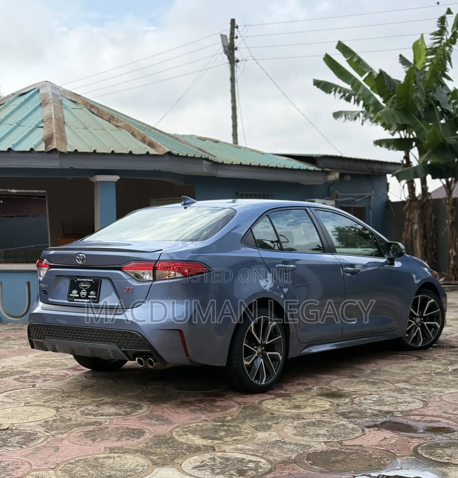 Toyota Corolla SE 2020 Blue