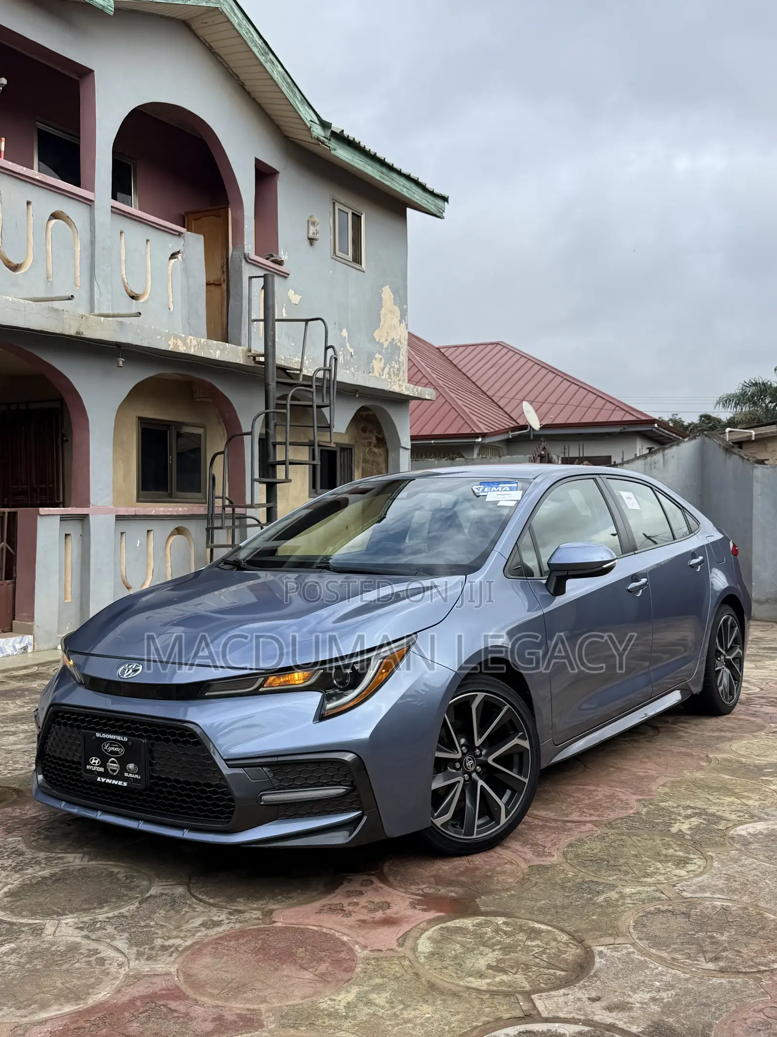 Toyota Corolla SE 2020 Blue