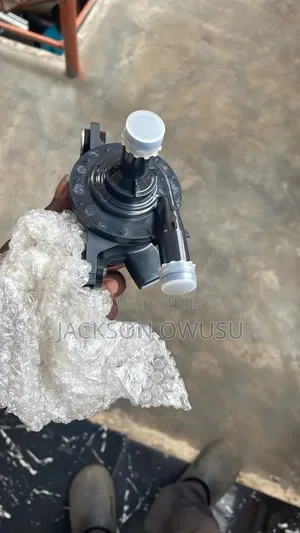 Toyota Camry, Rav 4 2020 Hybrid Additional Water Pump