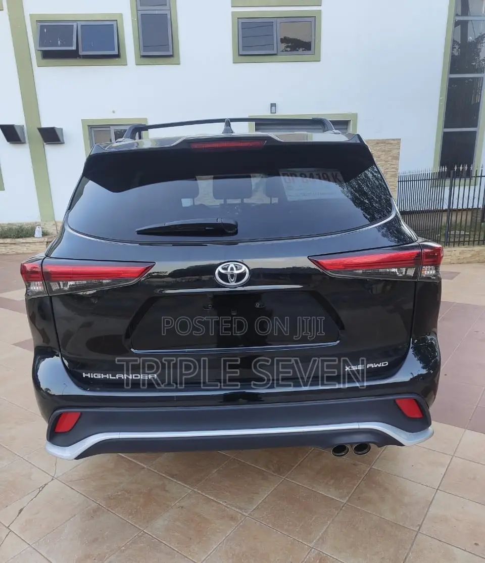 Toyota Highlander XSE AWD 2023 Black