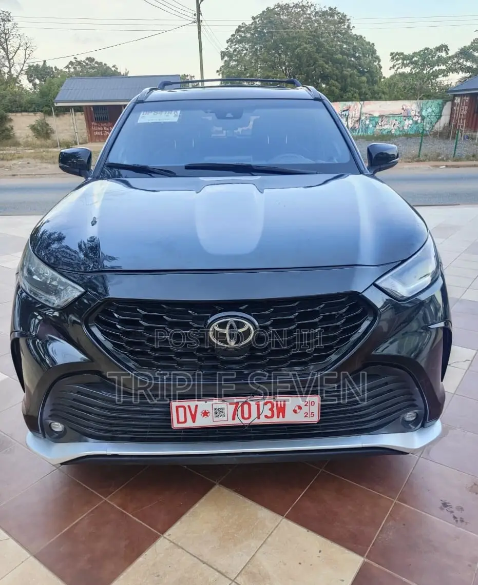 Toyota Highlander XSE AWD 2023 Black