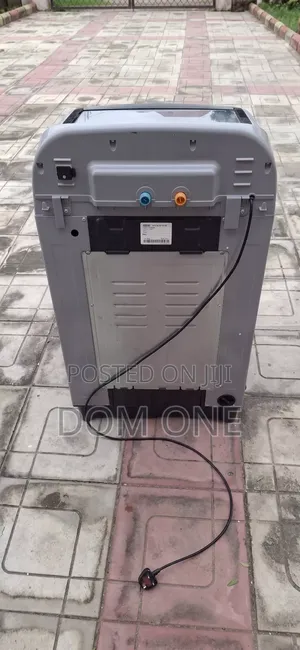 Fairly Used 11kg Samsung Top Loader Full Automatic Washing Machine.