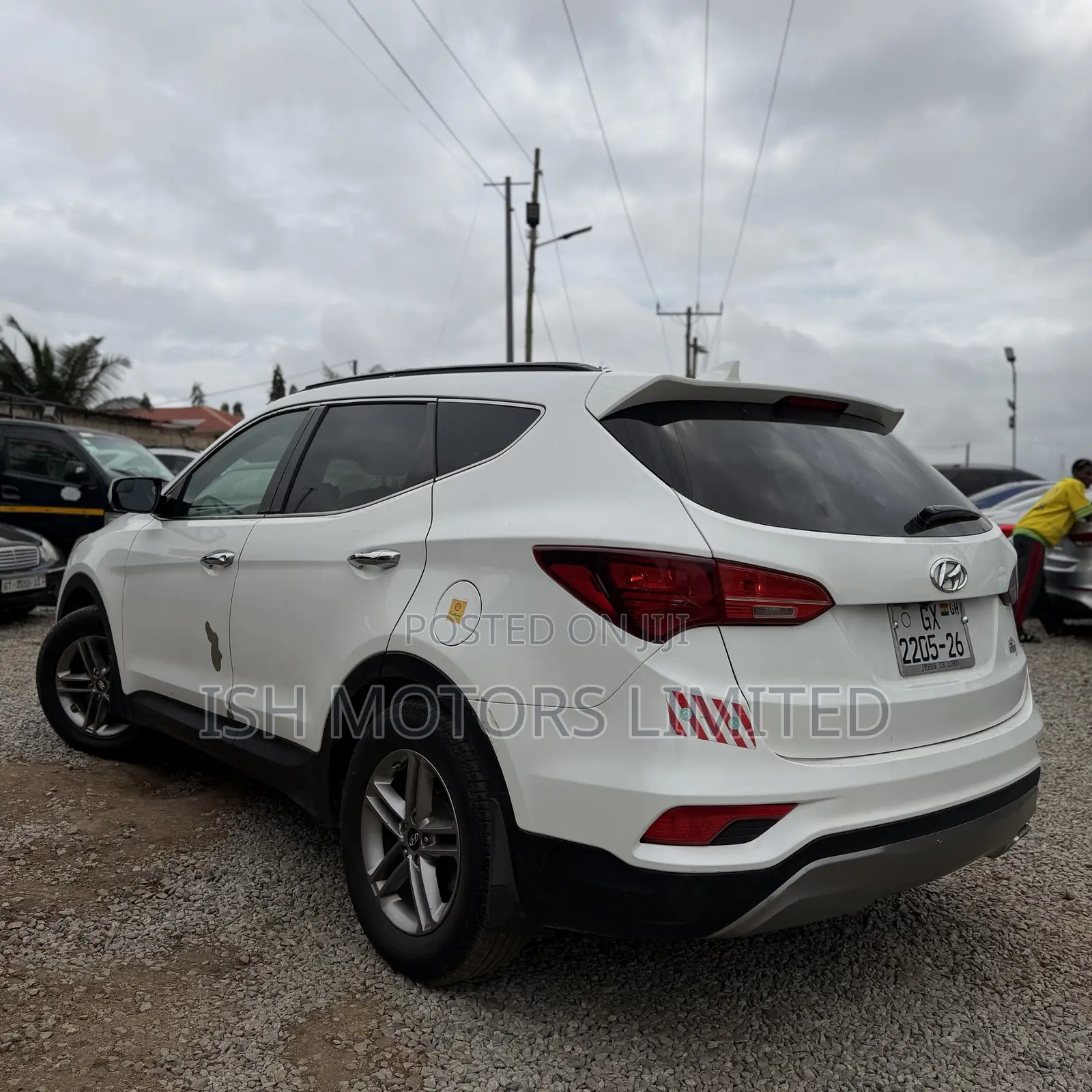 Hyundai Santa Fe SE AWD 2017 White