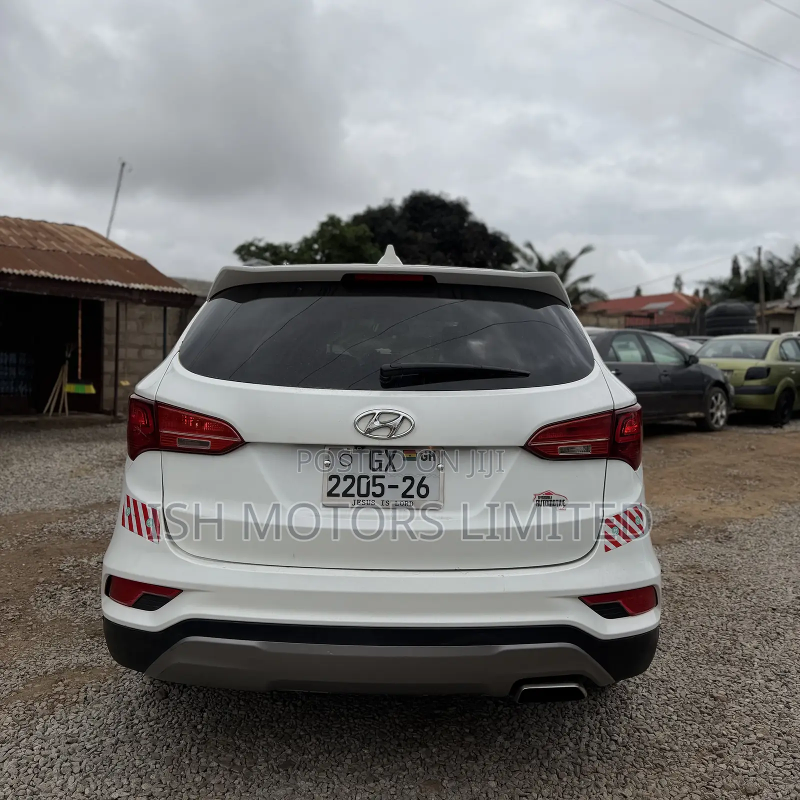 Hyundai Santa Fe SE AWD 2017 White
