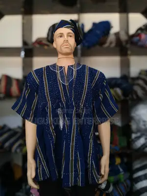 Men Smock Very Neatly Weaved