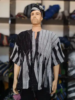 Men Smock Very Neatly Weaved