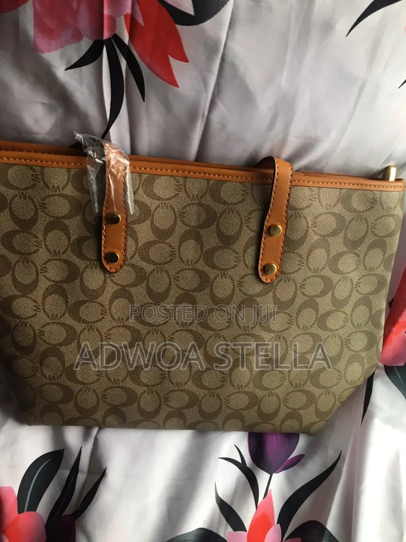 Pretty Fashion Handbag
