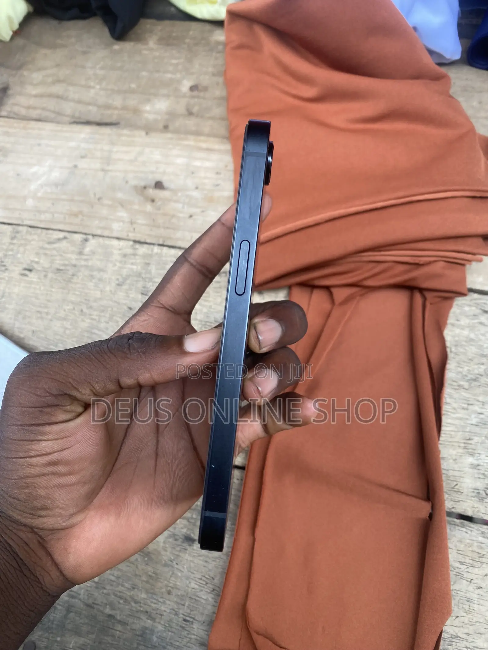 Apple iPhone 16e 128 GB Black
