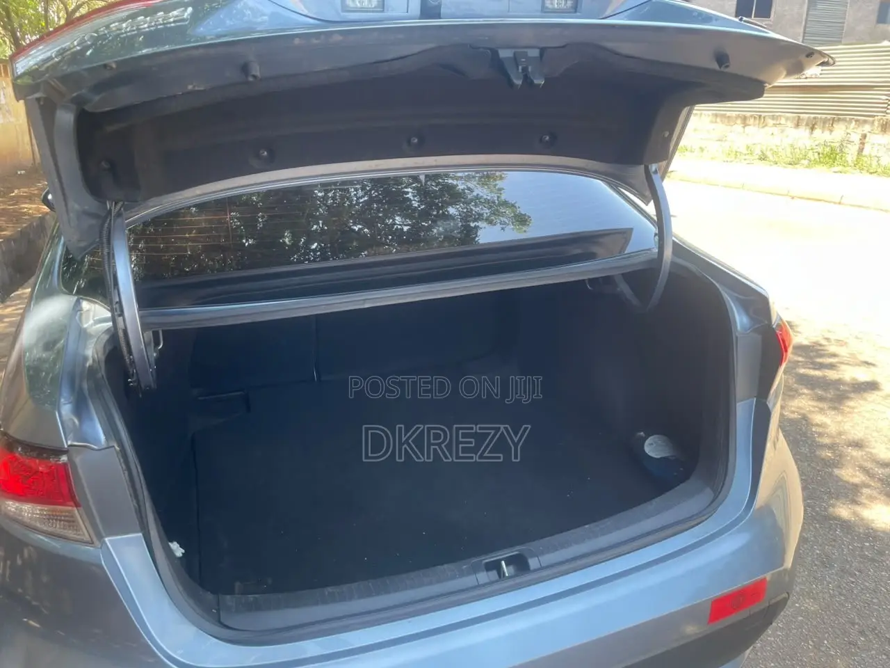 Toyota Corolla LE 2022 Gray