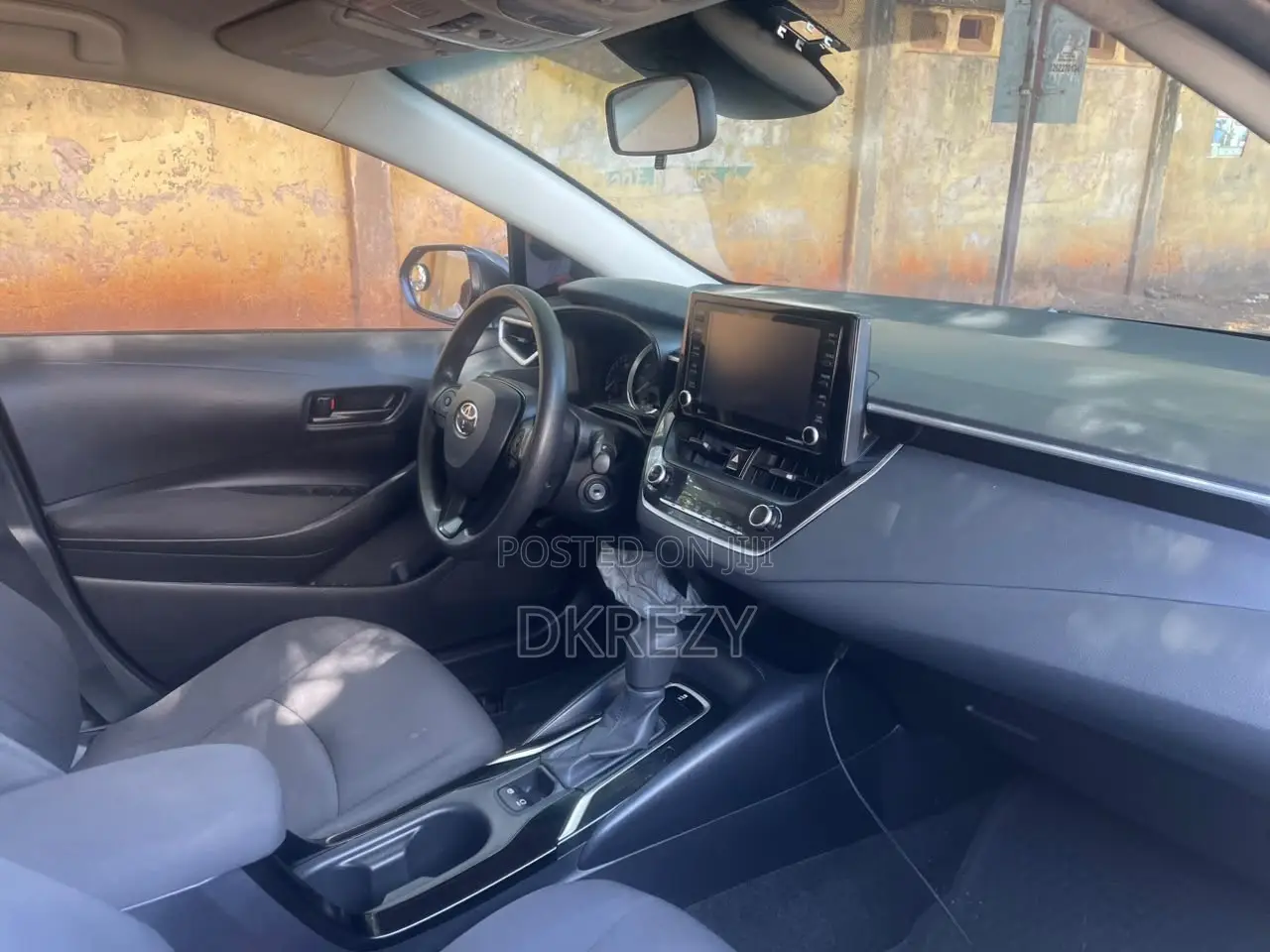 Toyota Corolla LE 2022 Gray