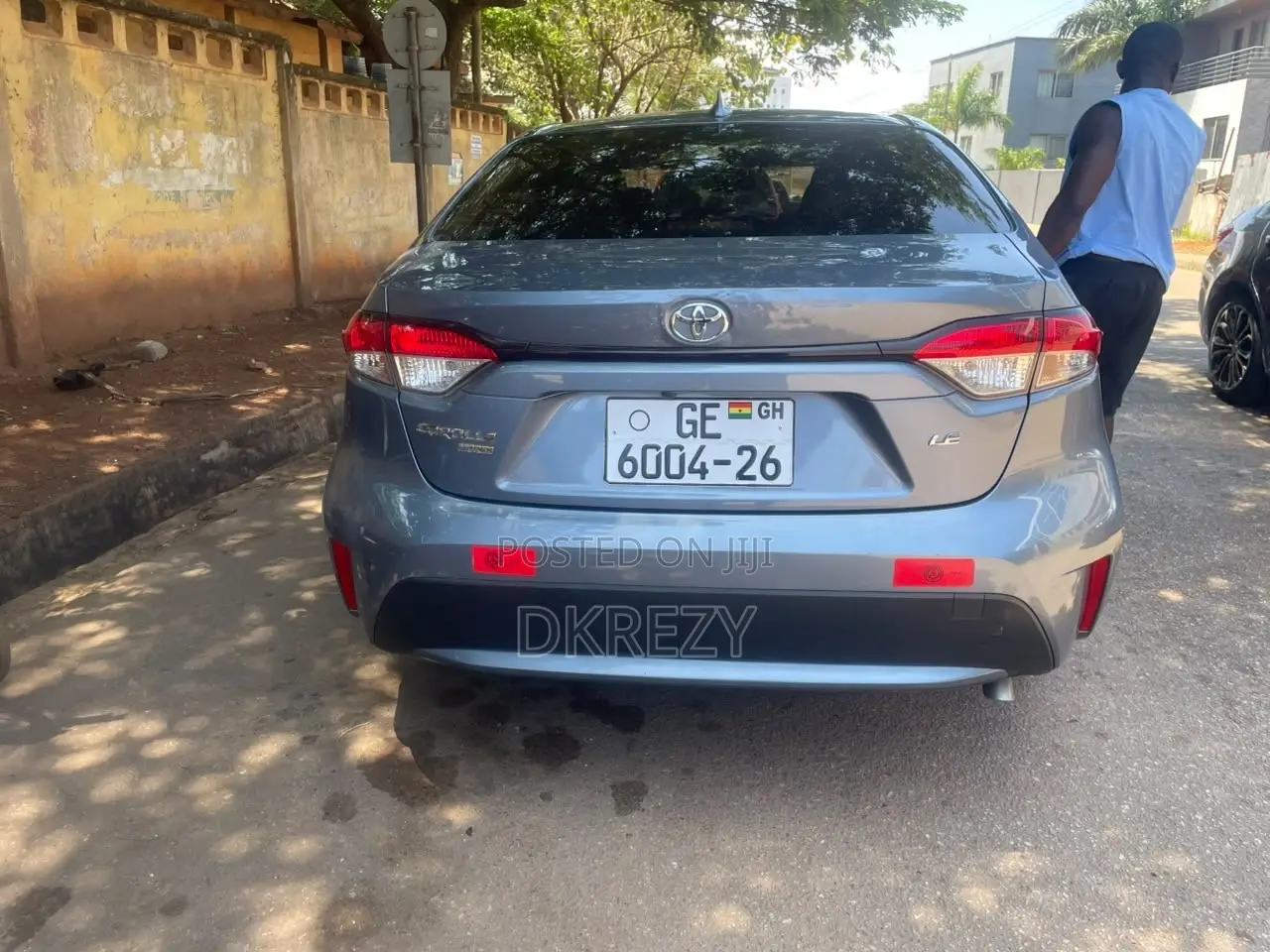 Toyota Corolla LE 2022 Gray