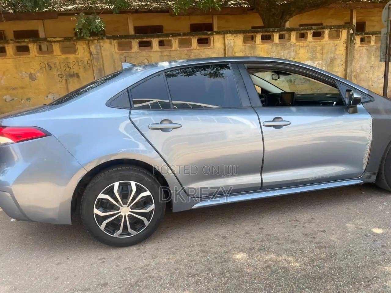 Toyota Corolla LE 2022 Gray