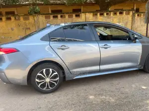 Toyota Corolla LE 2022 Gray