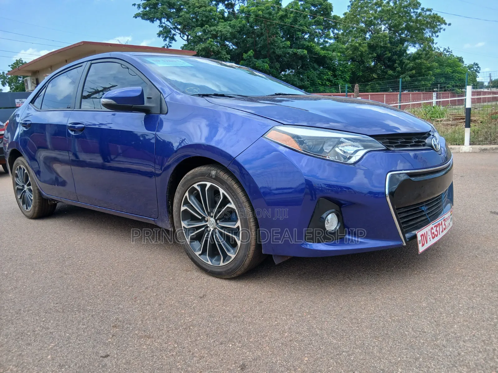 Toyota Corolla 2015 Blue