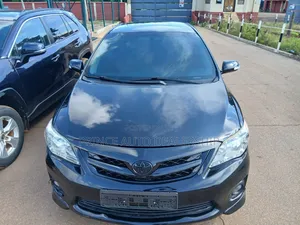 Toyota Corolla 2013 Black