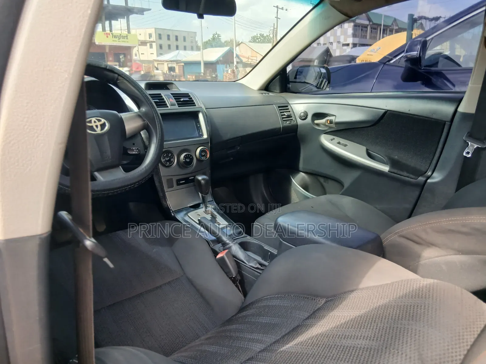 Toyota Corolla 2013 Black