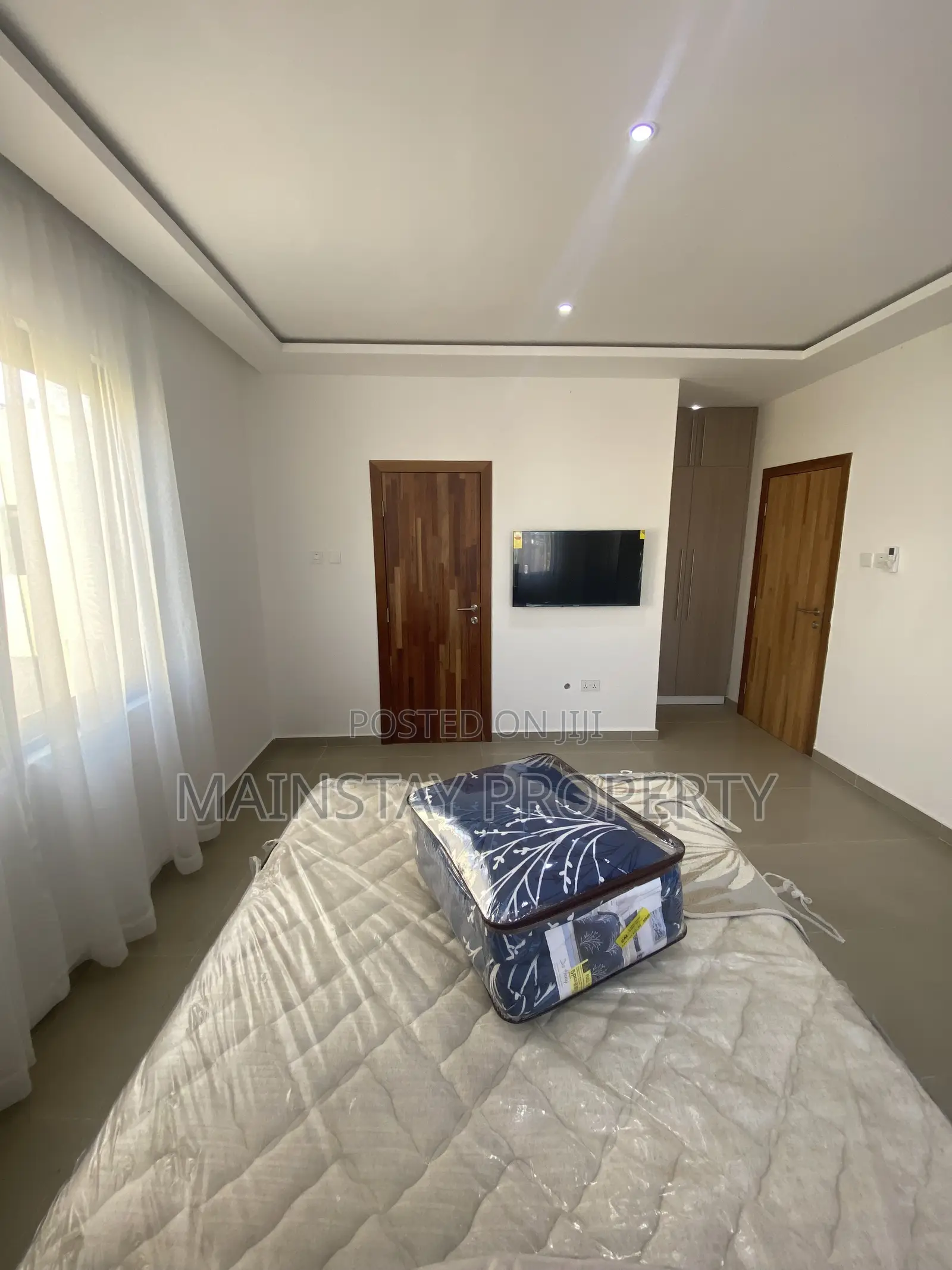 Furnished 4bdrm Townhouse / Terrace in Mainstay Estates, East Legon