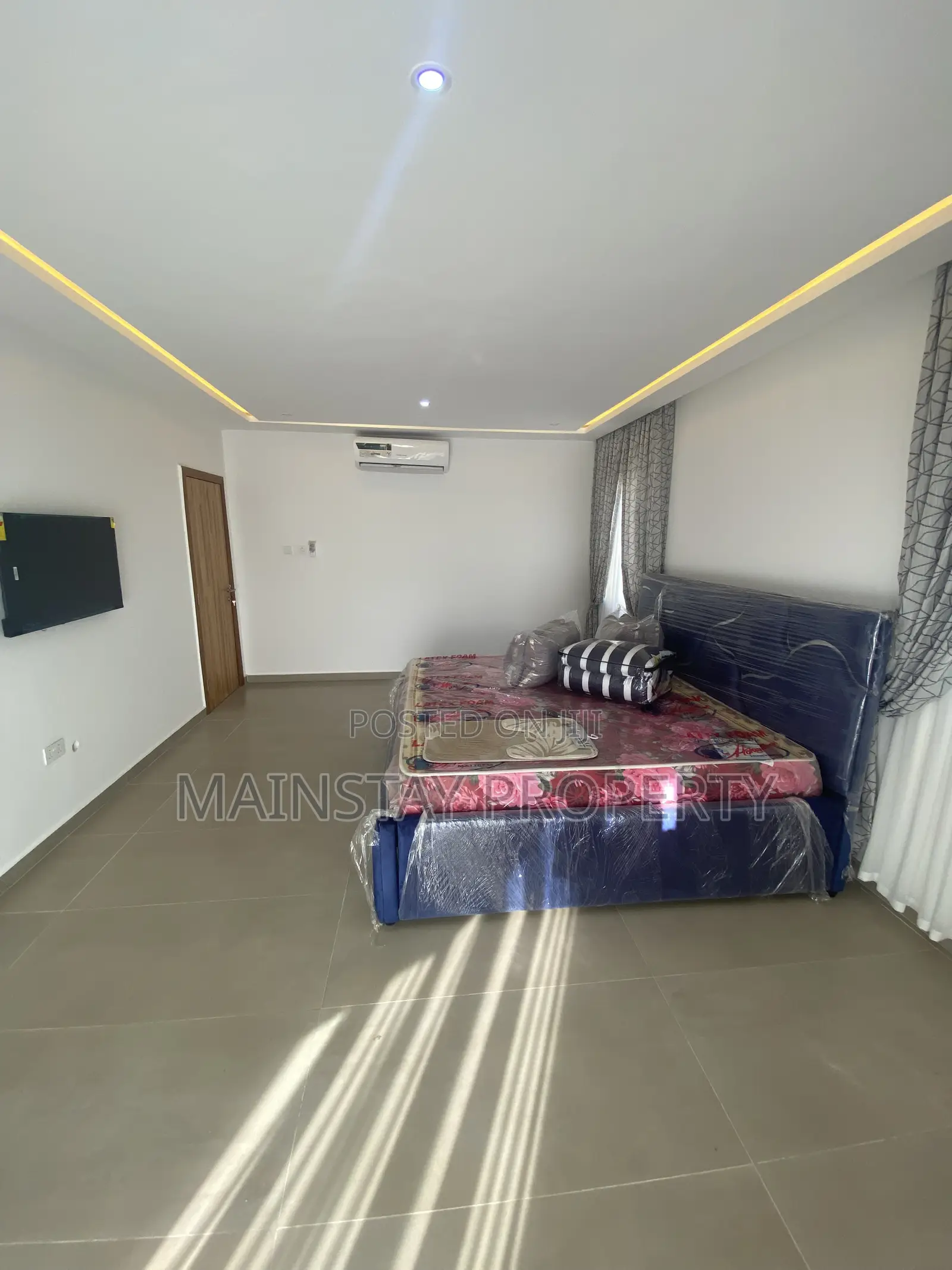 Furnished 4bdrm Townhouse / Terrace in Mainstay Estates, East Legon